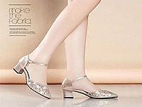 �����¿�2022������ЬŮ��ͷ�ο���Ƥ�ָ�ˮ����ɴ�пյ�Ь��