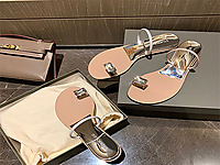 ���Ĵ�ˮ����ӵ������߼�ֺƽ������ЬŮ�⴩ʱ��