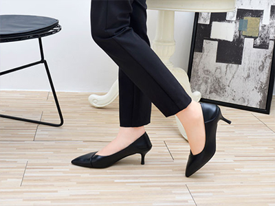 2022�¿�����Ƥ�ٴЬϸ��ְҵŮЬ����Ь��ɫƤЬ