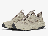 ����ƴ��ɫ���Ż����˶�Ь