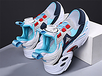 ����ͯЬ˫��͸����תŦ�۶�ͯʱ���˶�Ь��Ůͯѧ���³�����Ь��