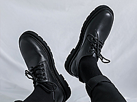 �ļ��߼�������ѥӢ�׷���װ����������ƤЬ��ʿ͸����Ƥ����Ь