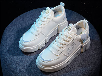 �ϰ�С��ЬŮ���ޱ���ٴ��ﶬ��Ь�����˶��ϵ�Ь��