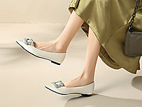 ��������������ɫˮ��ǳ�ڵ͸���������ƽ�׵���Ь�ճ�