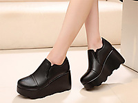 ������Ƥ�ֹ�ŮЬ��׷�ˮ̨�¸���Ь�ٴ�����ɸ�ЬŮʿԲͷ����Ь