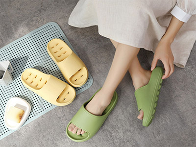 �����׷���ԡ����ЬŮ�ļ�©ˮ�ٸ��ο��������²�ʺ��ϴ������Ь