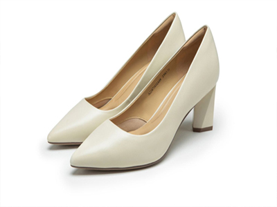 ̩��ЬҵŮЬ2022����ʱװ��Ь���θ�ְҵ�߸�ͨ��