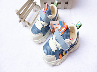 �����ܶ�ͯЬ2022�����¿��б���ѧ������ЬСŮ�������˶���Ь��