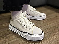 �������ܽ�Ь�к�װ�Ь����Ь