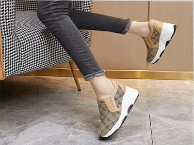 DDʱ��ǳ�ڵͰ�����ЬŮ�¿�Բͷʱ�аٴ��¸���������Ь