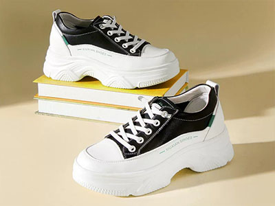 ��˼��2024�����¿ЬŮ������ʱ�аٴ���Ƥ�������˶�Ь�Խ�С