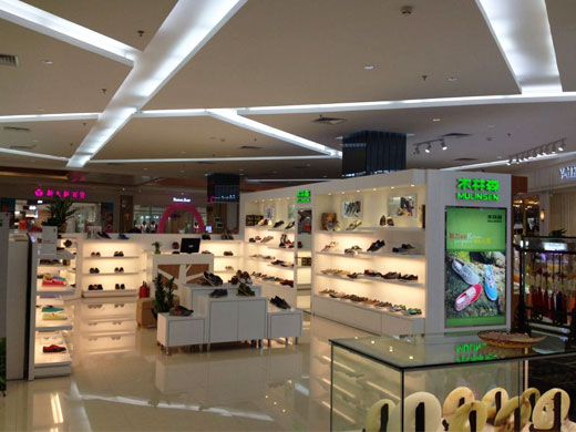 ľ��ɭ����Ьר����