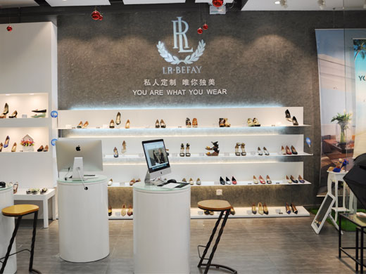 �����ͷ�ŮЬר����