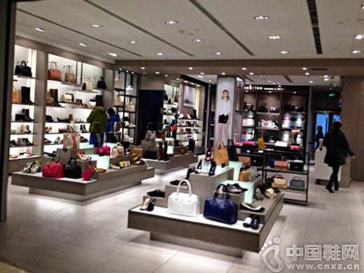 Charles & KeithƷ�������  