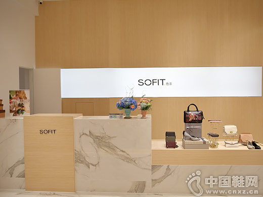 ɫ��ŮЬ����ר����