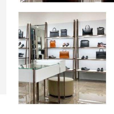 SKAPʥ٤��ŮЬר����