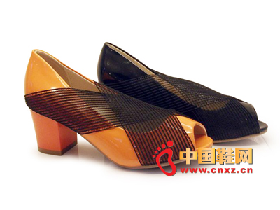 ����2013ʱ��ŮЬ��Ʒ���У�����ȫ�����д���������