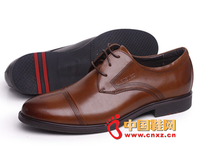 2014�صǸ�ʱ����ŮƤЬ�¿����У�ȫ������������