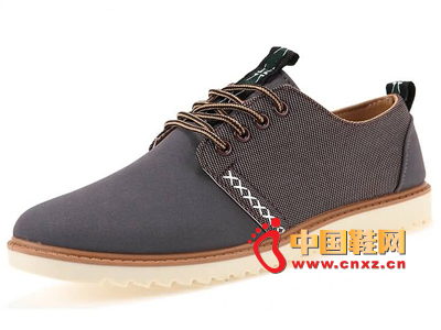 ������Ь�ӳ��ڳ����¿��ﶬʱ�ж���Ь����Ь��Ӧ