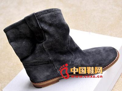 2014秋冬爆款直销 法国代购明星款 磨砂皮短靴 简约时尚马丁靴子女鞋 2014秋冬爆款直销 法国代购明星款 磨砂皮短靴 简约时尚马丁靴子女鞋