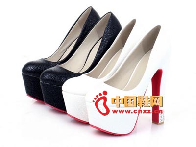 �պ������ǿ�߸��ָ���ˮ̨Ů��Ь����ֱ����Դ