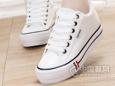 2015�¿�淫��Ь�Ͱﾭ��������ŮЬ ����ѧ���˶�ЬŮʽ��Ь