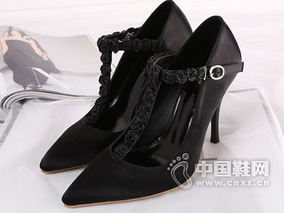 2015�¿�ŷ�����ƽ�˿�¸�ǳ�ڵ�Ь��ͷŮЬ����