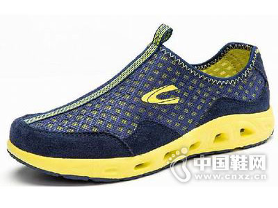 ���ն���2015�¿�����Ь���У�ȫ���������̼�����