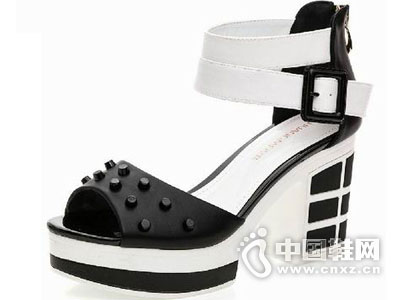 ����2015�¿����У�ȫ���������̼�����