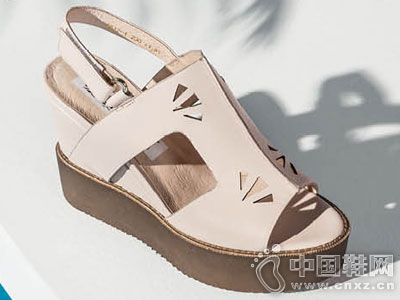 �ŵϡ�Ӣ��ʱ��Ь��Ʒ�ƣ�ʮ��֧�֣�ʵ���������Ǵ�ҵ�Σ�