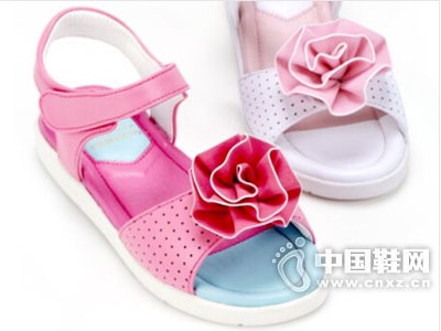 早晨童鞋,天生舒适,全国火热招商中! 早晨童鞋,天生舒适,全国火热招商中!