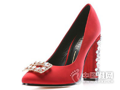 私人定制时代、加入左右缤纷女鞋、开启财富之旅,2016全国招商中! 私人定制时代、加入左右缤纷女鞋、开启财富之旅,2016全国招商中!